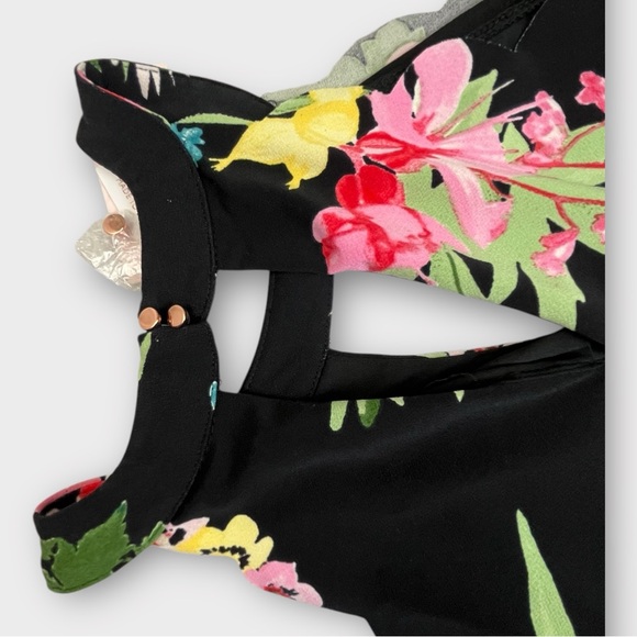 NWT Ladies Candies Black W/Floral Halter Swing Dress Sz Med Tropical Vacation - Picture 8 of 14